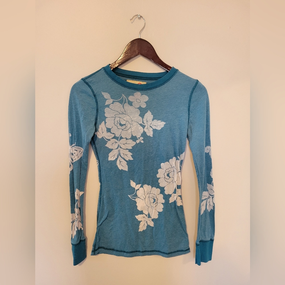 Free People Fitted Blue Long Sleeve Top